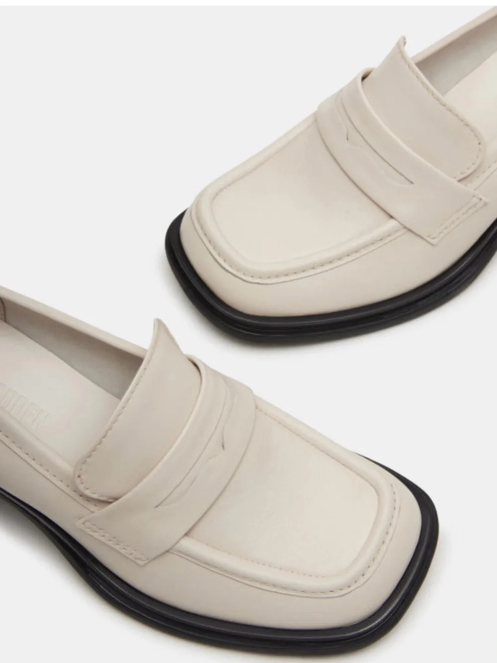 Classic Cream Bone Block-Heel Loafers - Women's Sz. 7.5 by Steve Madden